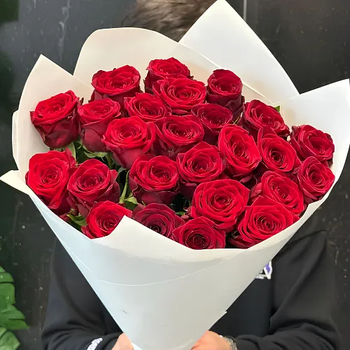 Красная роза 25 шт